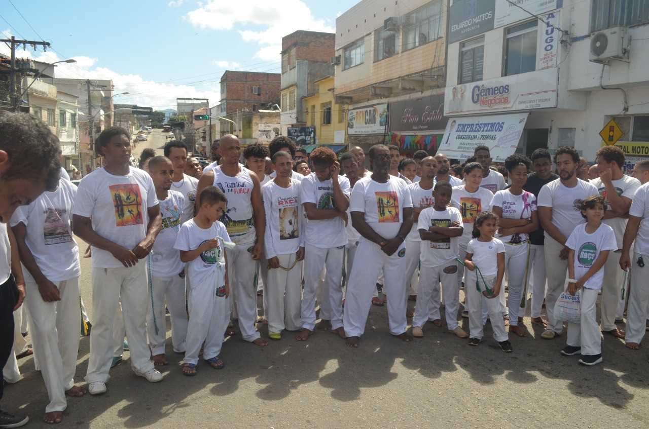 Camacã: Prefeito Interino Paulo do Gás participa de Homenagem a Mestre Medicina